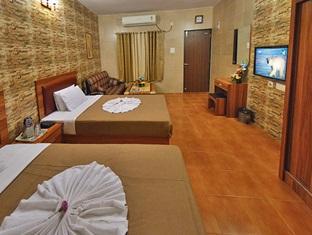 Grand Goa Exotica Hotel Guirim Exterior photo