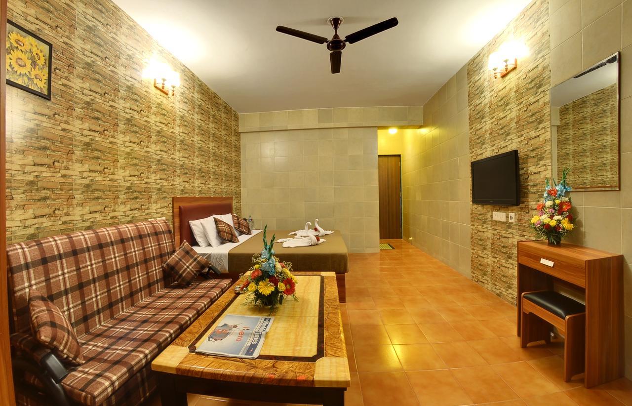 Grand Goa Exotica Hotel Guirim Exterior photo
